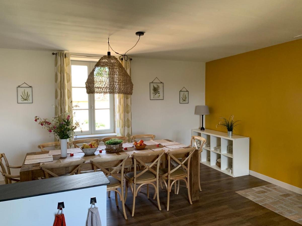 Chateau Du Mauny, Gites Et Chambres D'Hotes En Bourgogne Rosey Buitenkant foto